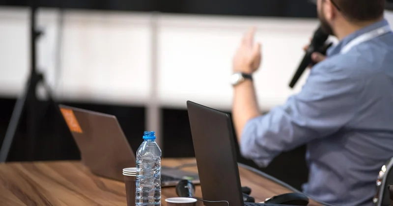 Formation, encadrement, et le vrai problème français